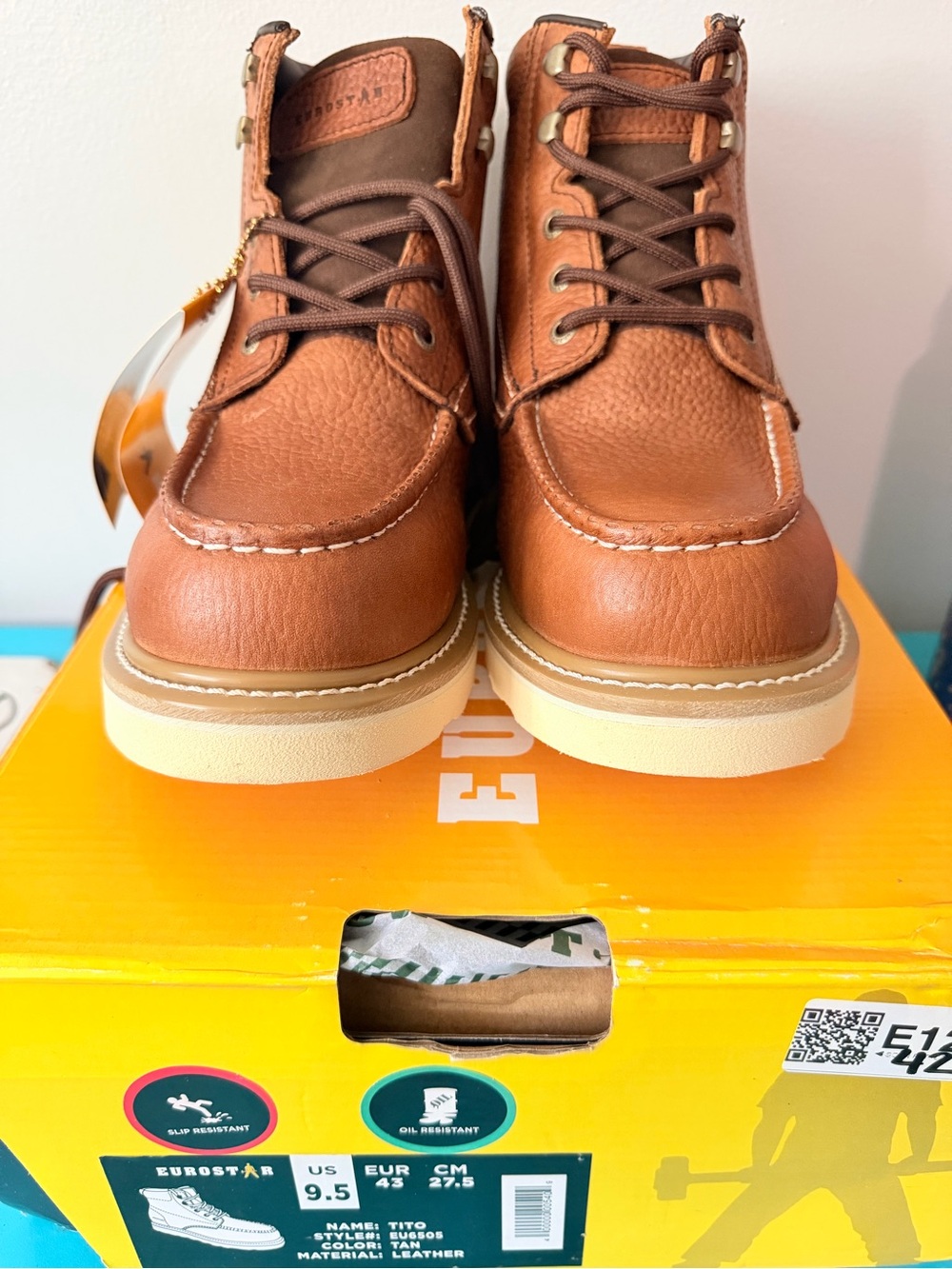 Men's Brown Leather Work Boots - Classic Tan
